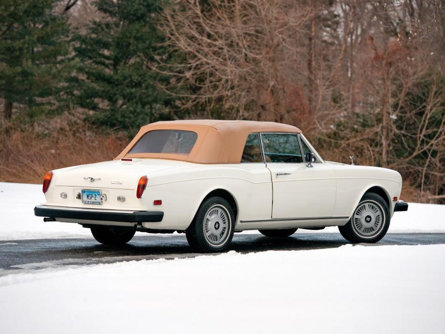  Rolls-Royce Corniche Cabriolet 1976 года  (фото 14 из 14)